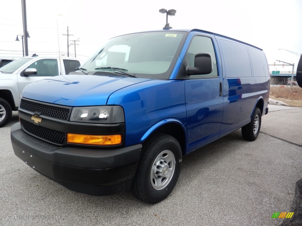 Kinetic Blue Metallic Chevrolet Express