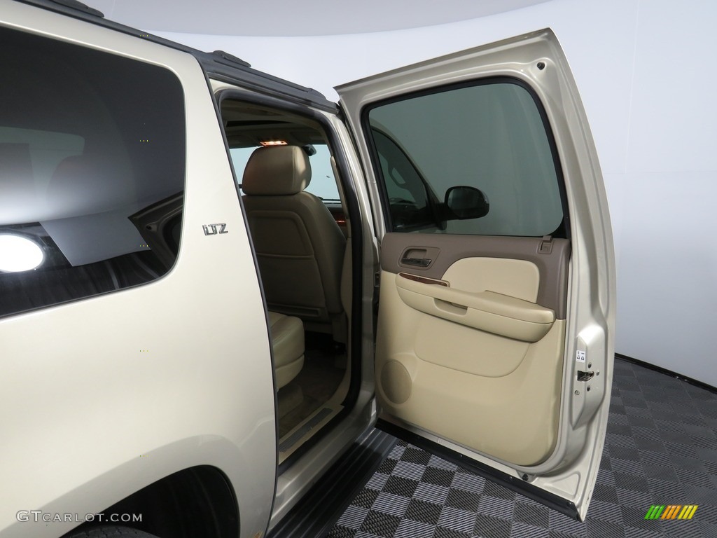 2009 Suburban LTZ 4x4 - Gold Mist Metallic / Light Cashmere/Dark Cashmere photo #35