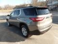 Pepperdust Metallic - Traverse LT AWD Photo No. 5