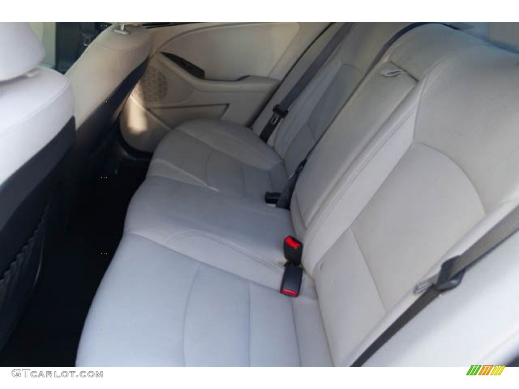 2014 Optima LX - Bright Silver / Gray photo #4