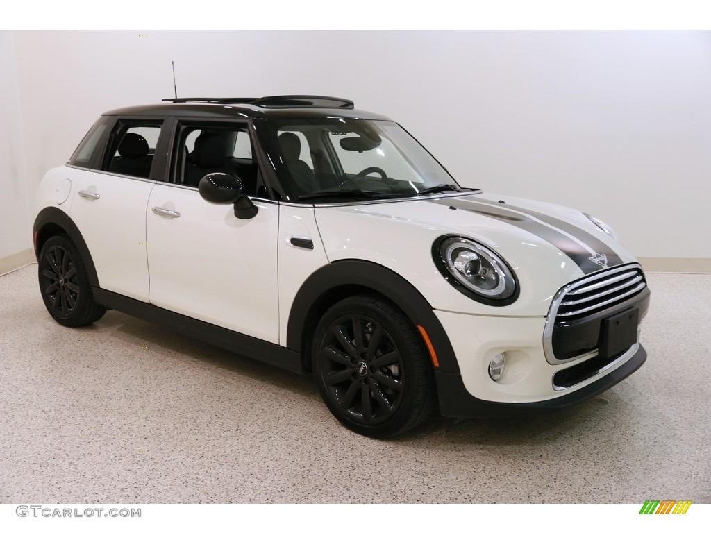 Pepper White 2019 Mini Hardtop Cooper 4 Door Exterior Photo #132326942