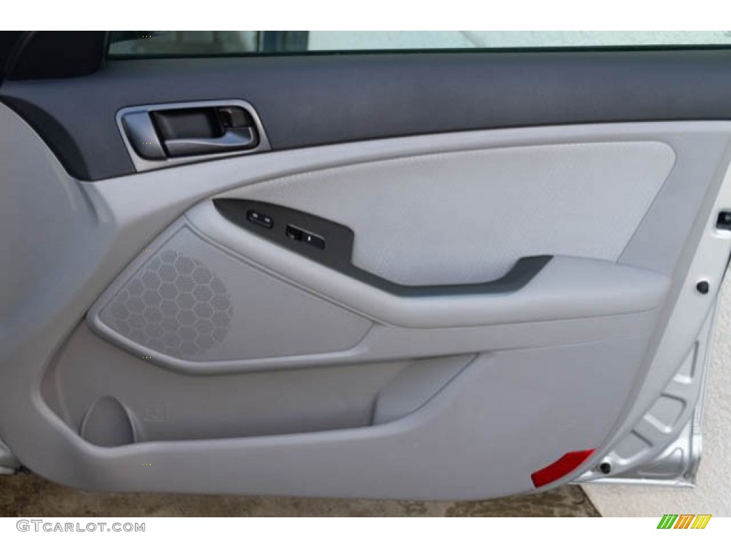 2014 Optima LX - Bright Silver / Gray photo #30