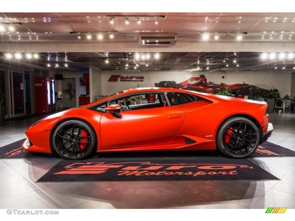Grigio Lynx Metallic Lamborghini Huracan