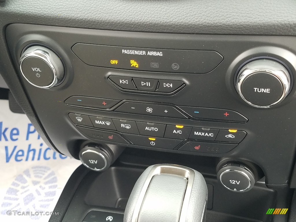 2019 Ford Ranger Lariat SuperCrew Controls Photos