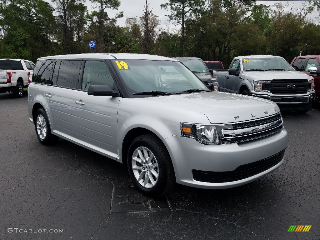 Ingot Silver 2019 Ford Flex SE Exterior Photo #132339611