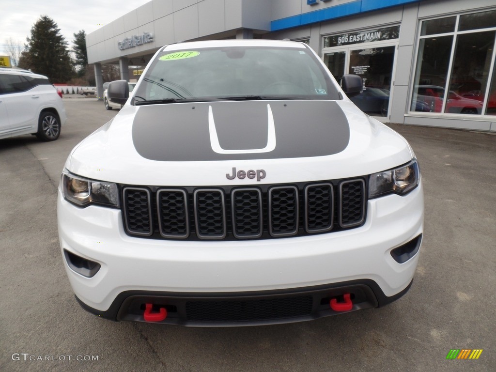 2017 Grand Cherokee Trailhawk 4x4 - Bright White / Black photo #2