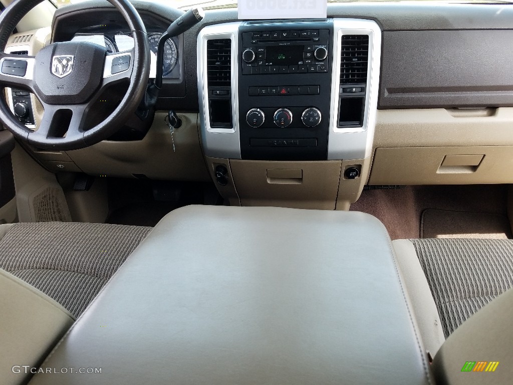 2009 Ram 1500 SLT Crew Cab - Stone White / Light Pebble Beige/Bark Brown photo #13