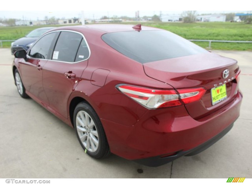 2019 Camry LE - Ruby Flare Pearl / Black photo #5
