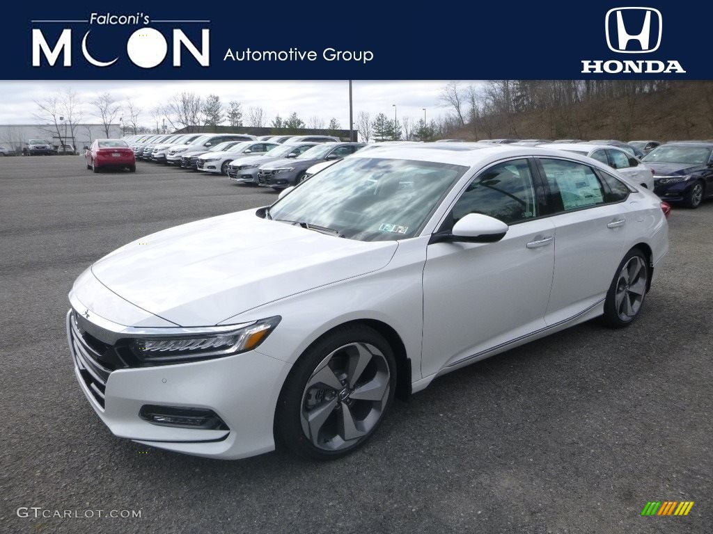 2019 Accord Touring Sedan - Platinum White Pearl / Black photo #1
