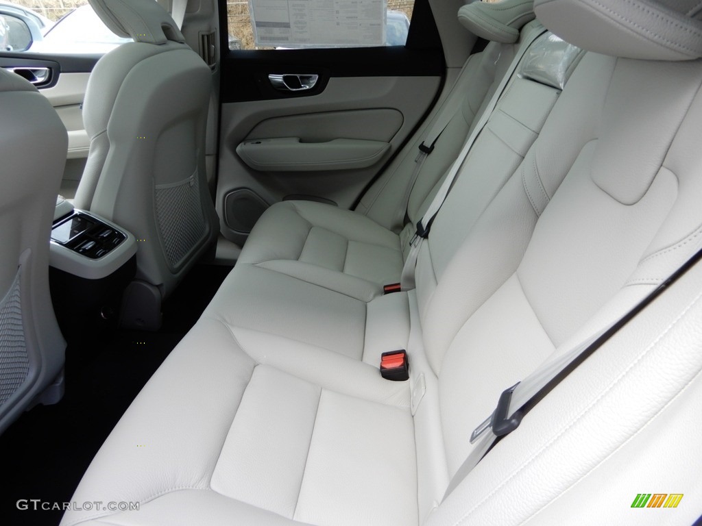 2019 Volvo XC60 T6 AWD Inscription Rear Seat Photo #132370777