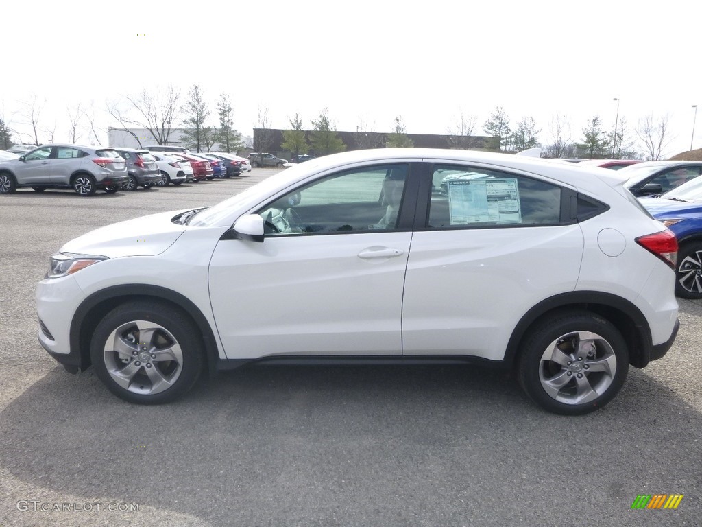 2019 HR-V LX AWD - Platinum White Pearl / Gray photo #2