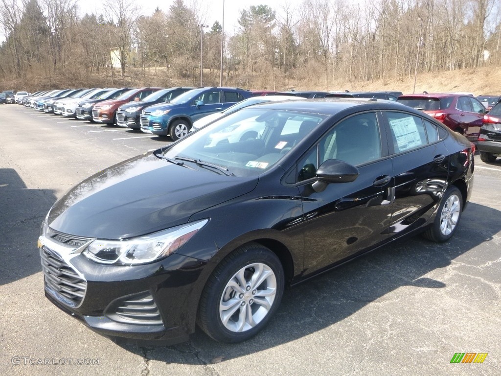 2019 Cruze LS - Mosaic Black Metallic / Jet Black/­Galvanized photo #1
