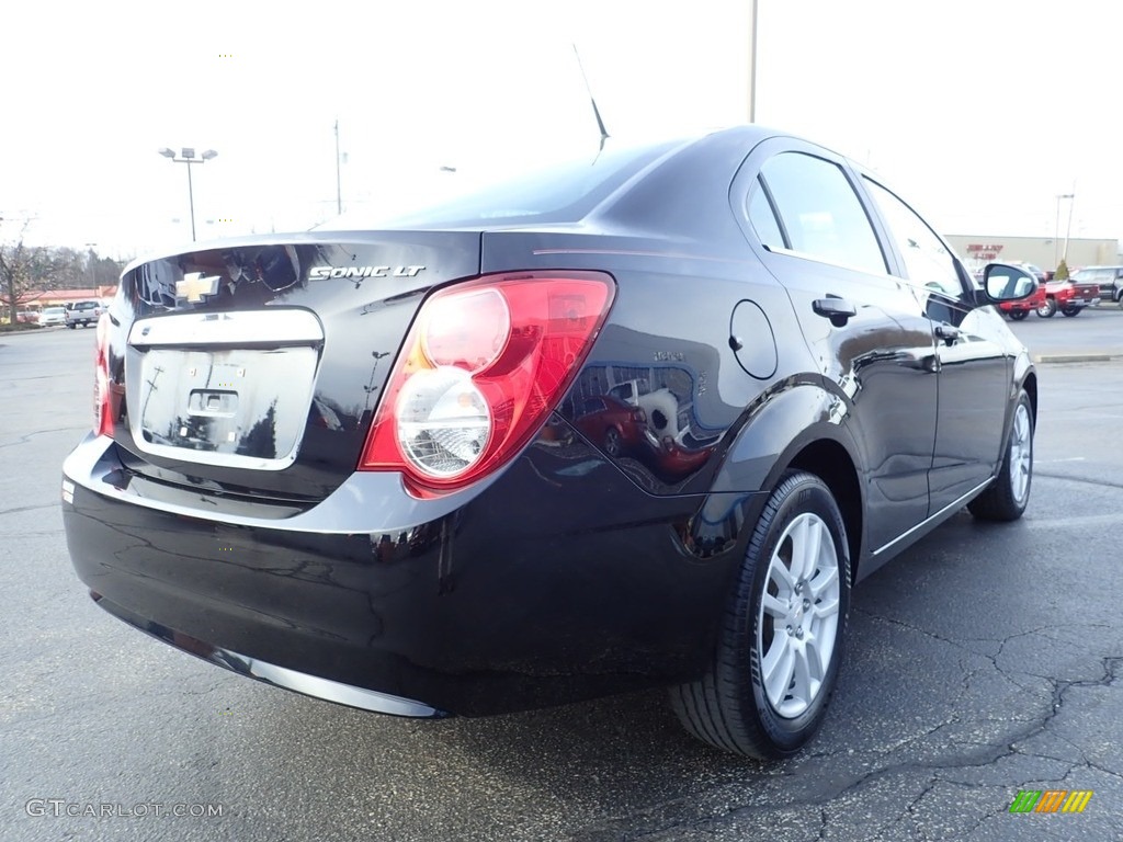 2012 Sonic LT Sedan - Black / Jet Black/Dark Titanium photo #8