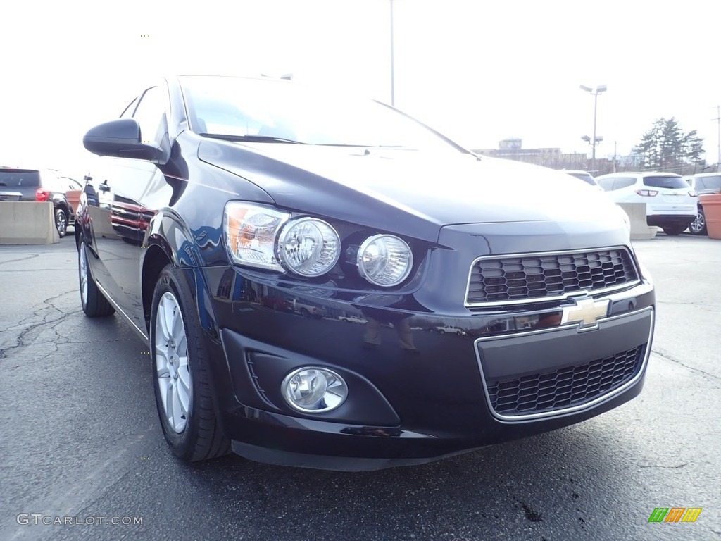 2012 Sonic LT Sedan - Black / Jet Black/Dark Titanium photo #12
