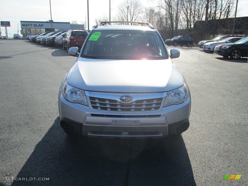 2011 Forester 2.5 X Premium - Spark Silver Metallic / Black photo #3