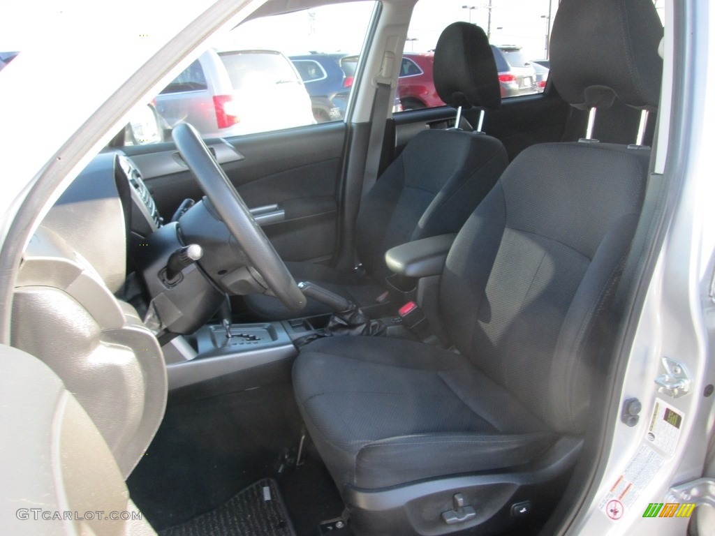 2011 Forester 2.5 X Premium - Spark Silver Metallic / Black photo #17