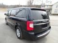 Brilliant Black Crystal Pearl - Town & Country Touring Photo No. 7
