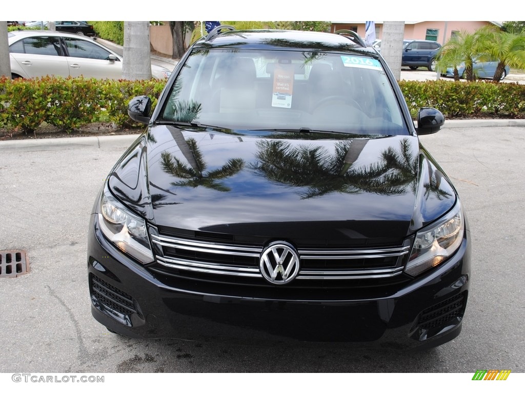 2016 Tiguan S - Deep Black Pearl / Beige/Black photo #3