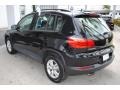 Deep Black Pearl - Tiguan S Photo No. 6