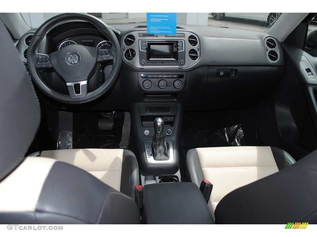 2016 Tiguan S - Deep Black Pearl / Beige/Black photo #13