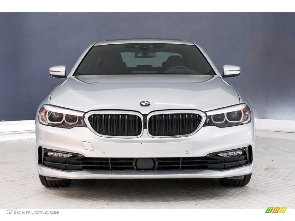 2018 5 Series 530i Sedan - Glacier Silver Metallic / Black photo #2