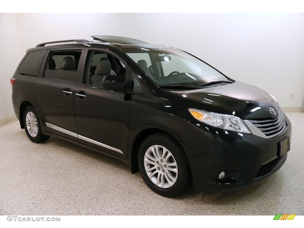 Midnight Black Metallic Toyota Sienna