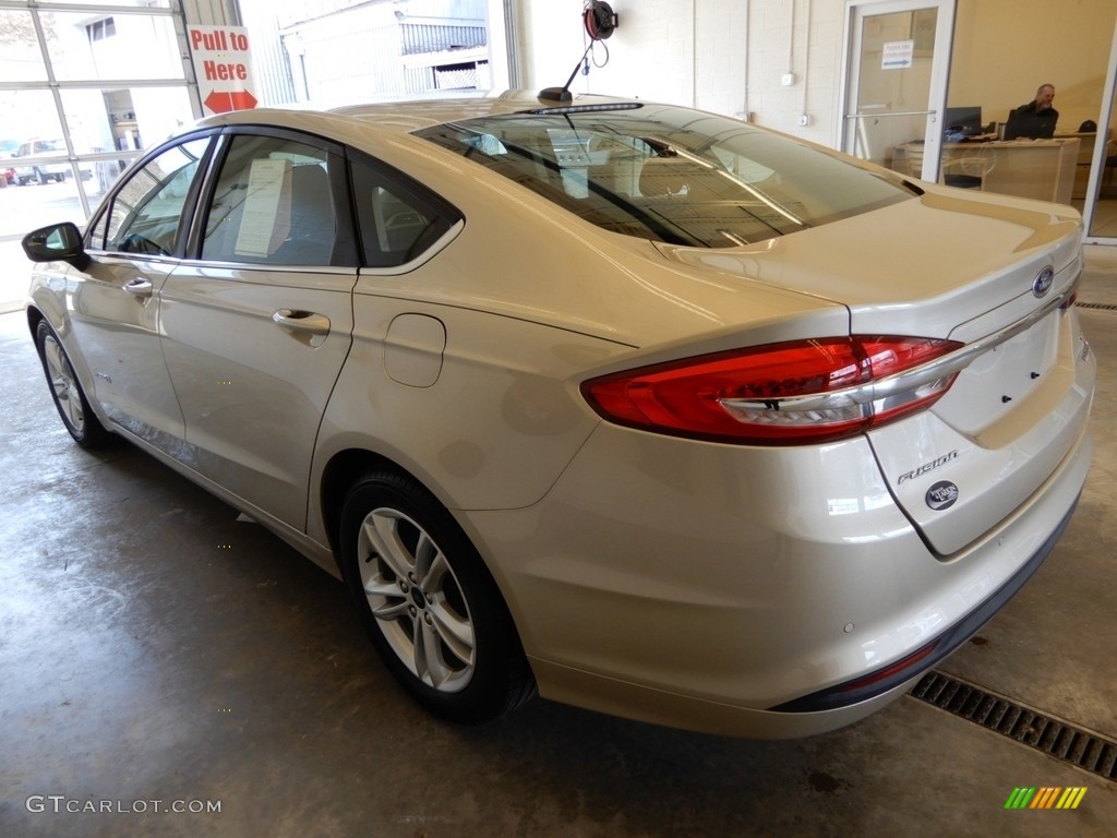 2018 Fusion Hybrid SE - White Gold / Ebony photo #9