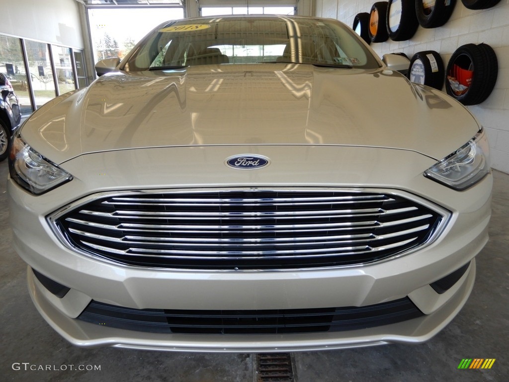 2018 Fusion Hybrid SE - White Gold / Ebony photo #11