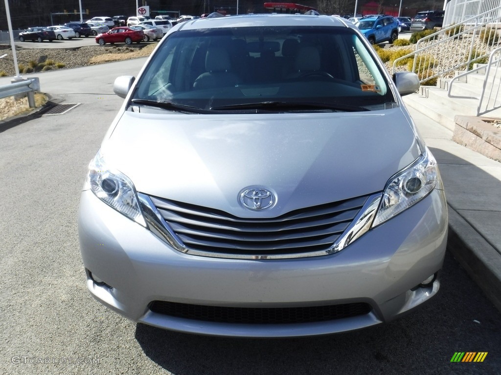 2016 Sienna XLE AWD - Silver Sky Metallic / Ash photo #5