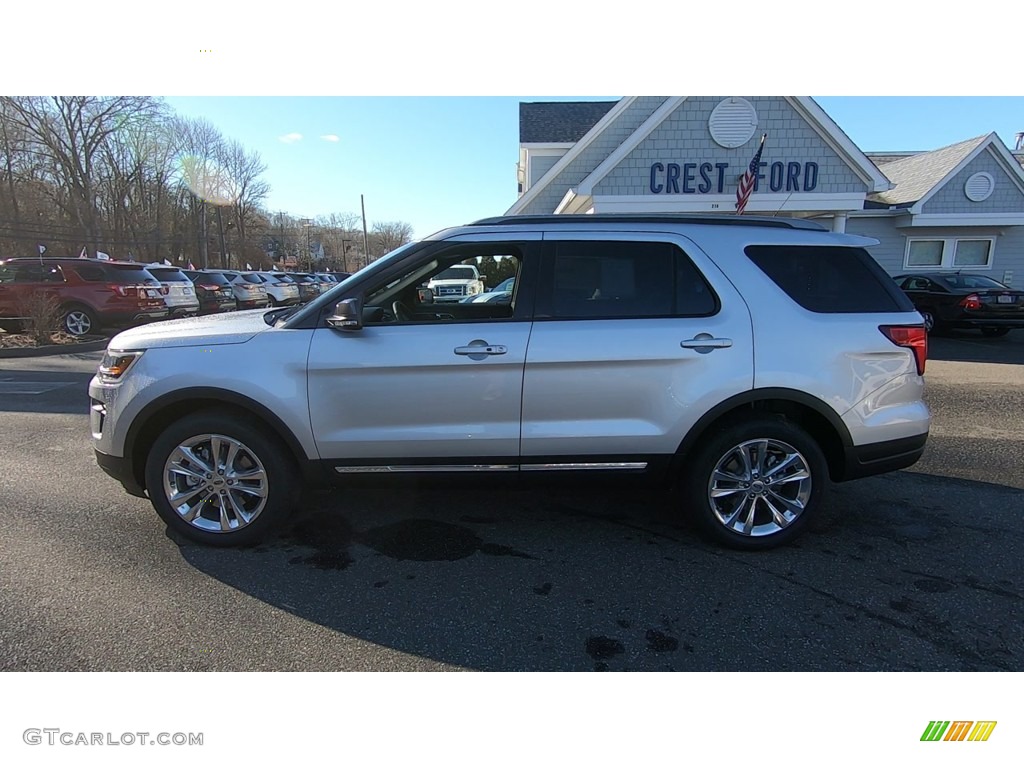 2019 Explorer XLT 4WD - Ingot Silver / Medium Black photo #4