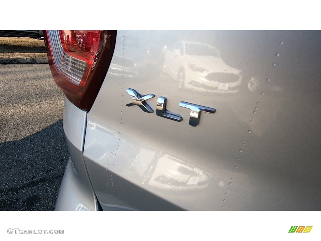 2019 Explorer XLT 4WD - Ingot Silver / Medium Black photo #10