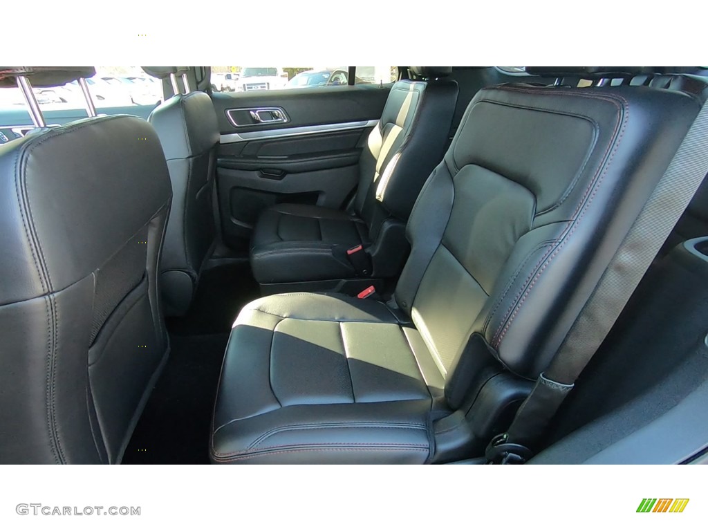 2019 Explorer Sport 4WD - Agate Black / Medium Black photo #17