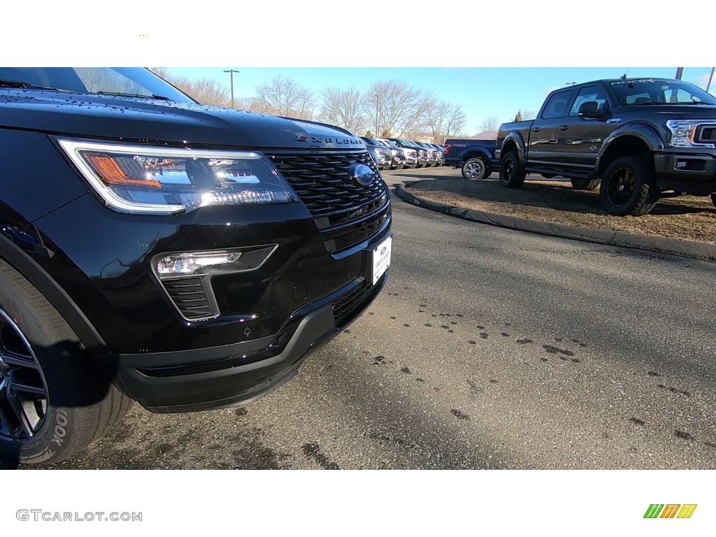 2019 Explorer Sport 4WD - Agate Black / Medium Black photo #27
