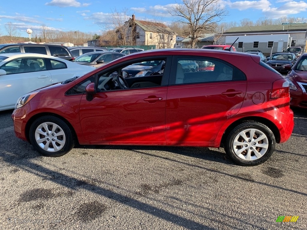 2013 Rio LX 5-Door - Signal Red / Black photo #4