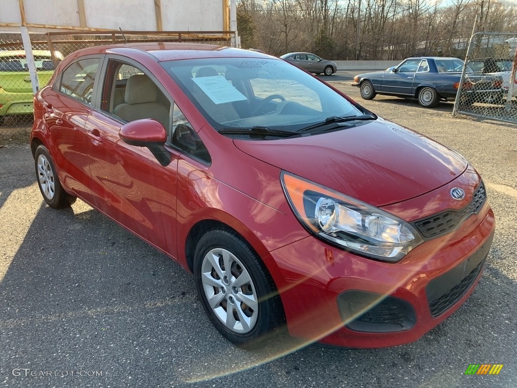2013 Rio LX 5-Door - Signal Red / Black photo #10
