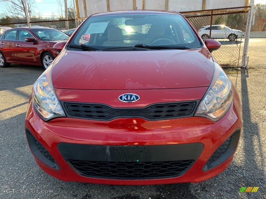 2013 Rio LX 5-Door - Signal Red / Black photo #11
