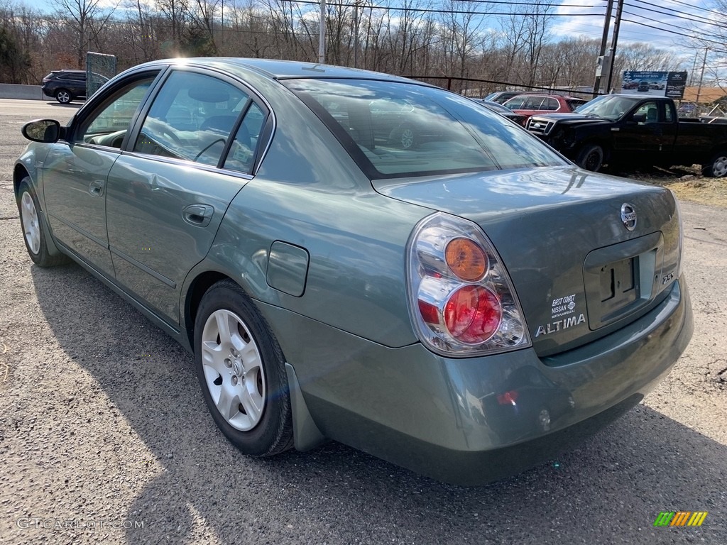 2004 Altima 2.5 S - Mystic Emerald Metallic / Blond photo #6