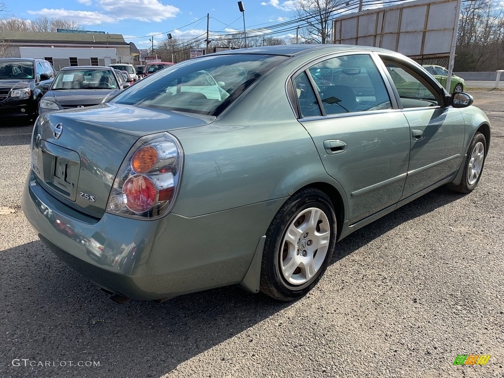 2004 Altima 2.5 S - Mystic Emerald Metallic / Blond photo #9