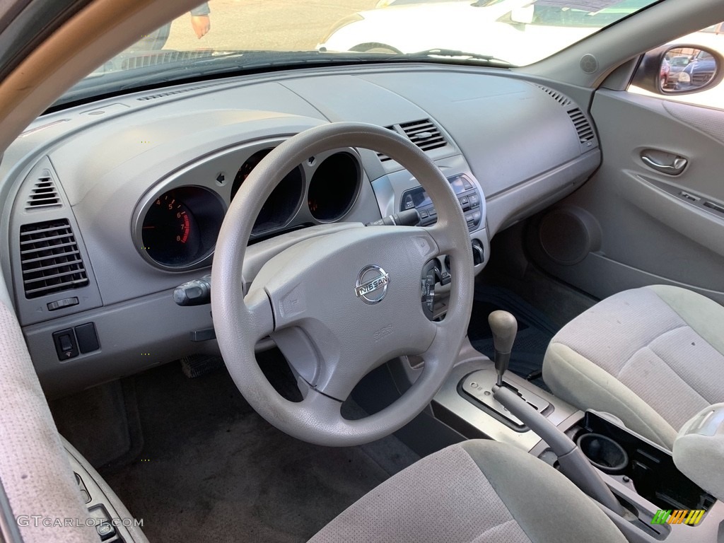 2004 Altima 2.5 S - Mystic Emerald Metallic / Blond photo #14