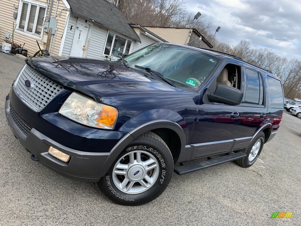 2004 Expedition XLT 4x4 - Medium Wedgewood Blue Metallic / Medium Parchment photo #2