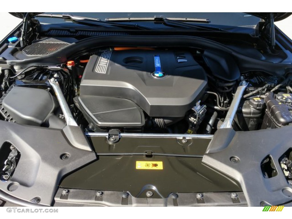 2019 5 Series 530e iPerformance Sedan - Jet Black / Black photo #8