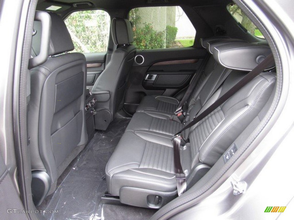 2019 Land Rover Discovery HSE Luxury Rear Seat Photo #132430796