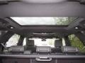 Sunroof of 2019 Discovery HSE Luxury