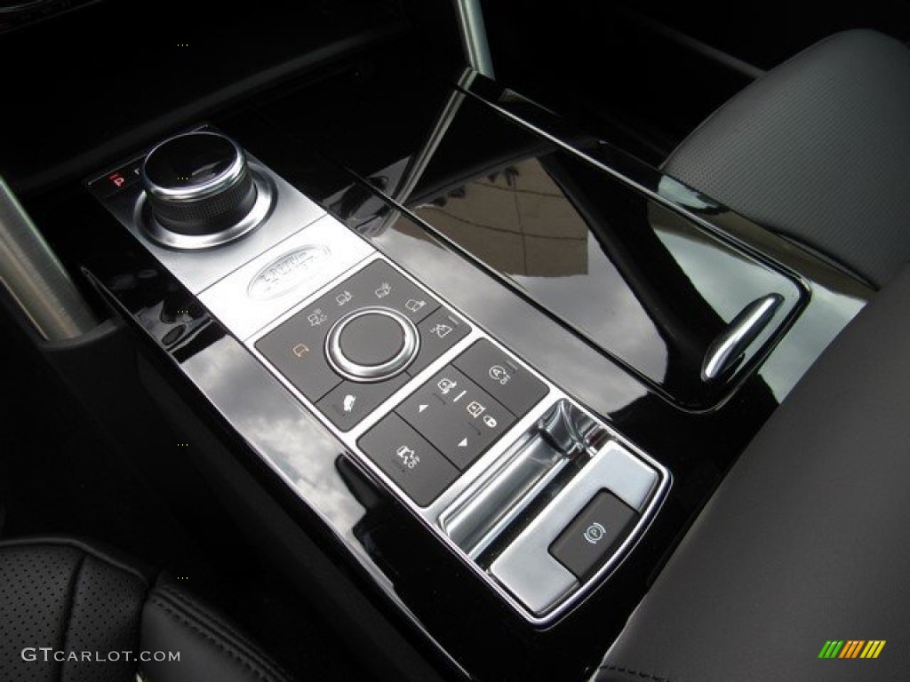 2019 Land Rover Discovery HSE Luxury Controls Photo #132431211