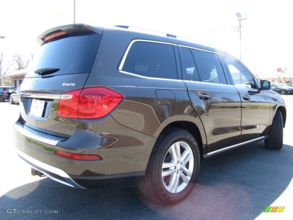 2013 GL 450 4Matic - Dakota Brown Metallic / Almond Beige photo #10