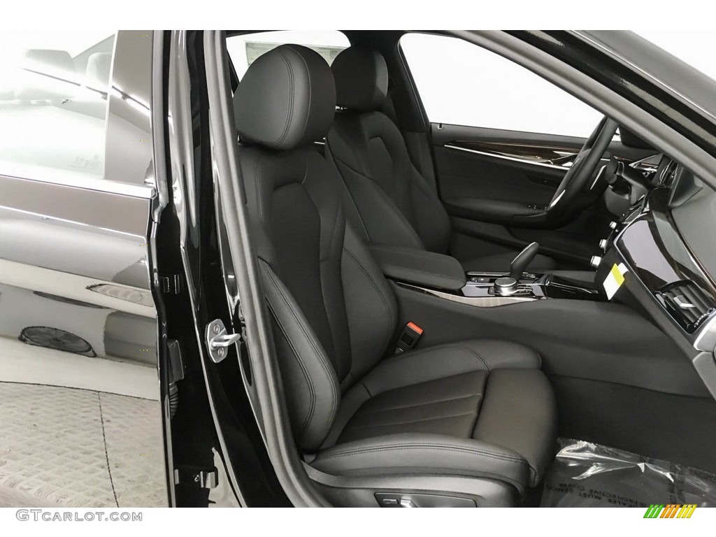 2019 5 Series 530i Sedan - Black Sapphire Metallic / Black photo #5