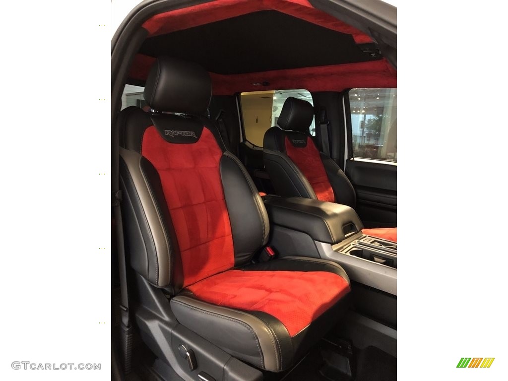 2017 F150 SVT Raptor SuperCrew 4x4 - Oxford White / Raptor Black/Orange Accent photo #16