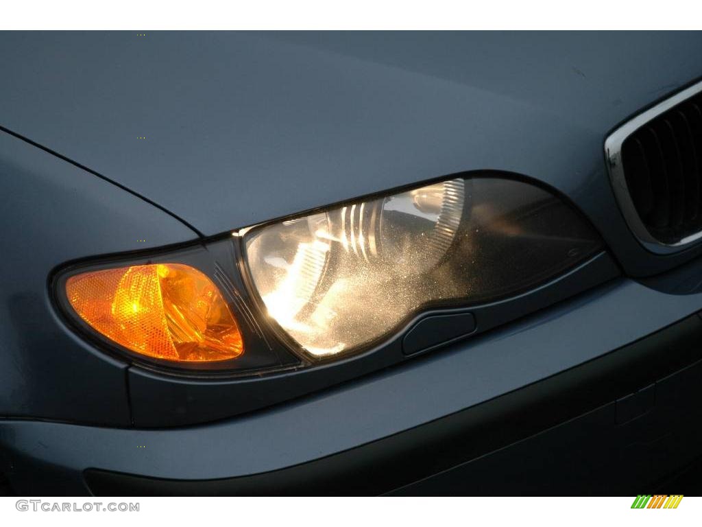 2004 3 Series 325xi Sedan - Steel Blue Metallic / Sand Montana Leather photo #10