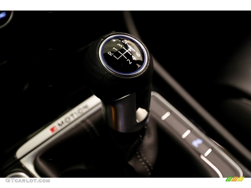 2018 Volkswagen Golf R 4Motion w/DCC. NAV. 6 Speed Manual Transmission Photo #132448158
