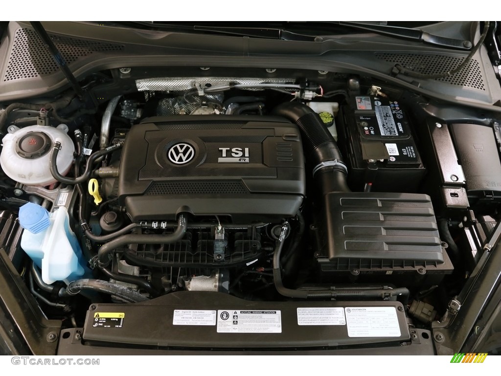 2018 Volkswagen Golf R 4Motion w/DCC. NAV. Engine Photos